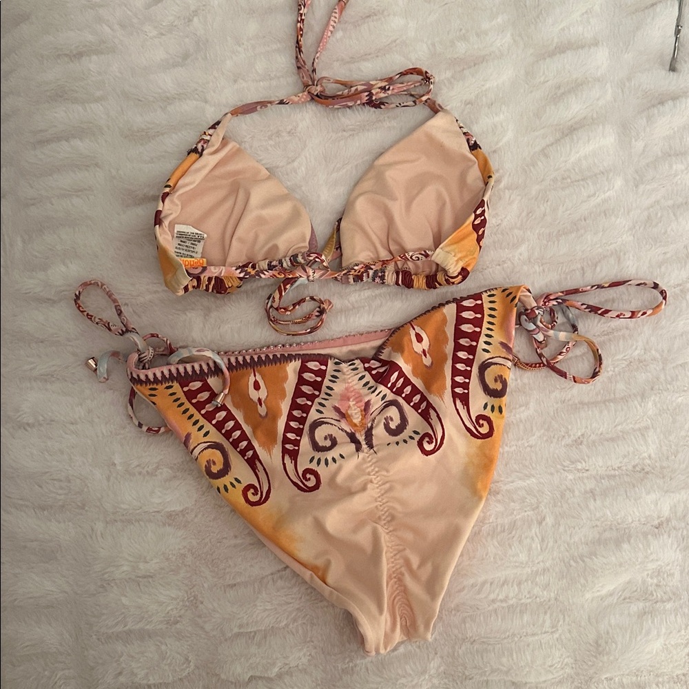 Agua Bendita Bikini Set - Picture 2 of 3